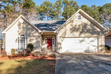 1276 Grindenwald Dr Jonesboro, GA 30238